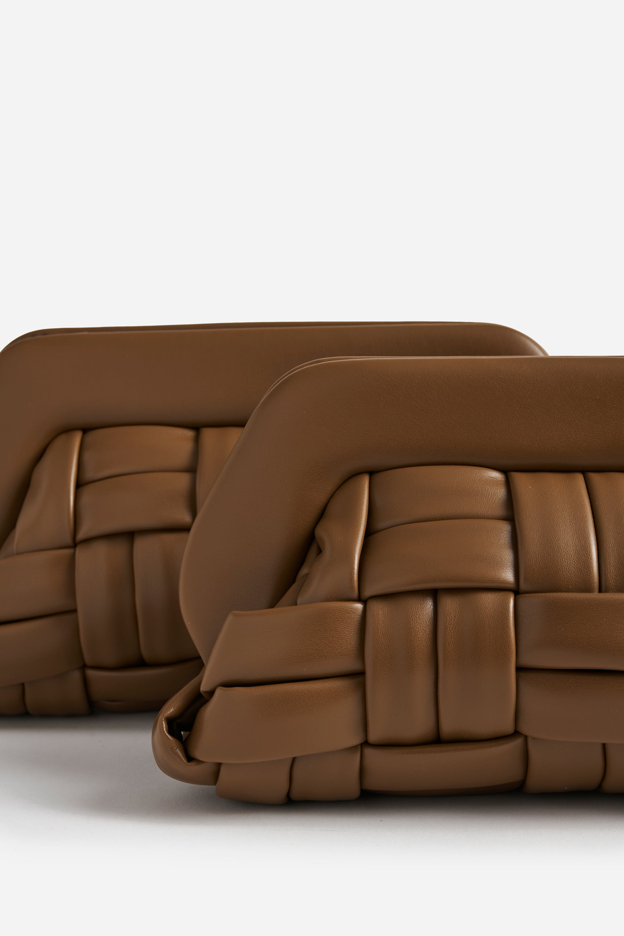 TIA WEAVED CARAMEL ☆ – THEMOIRÈ