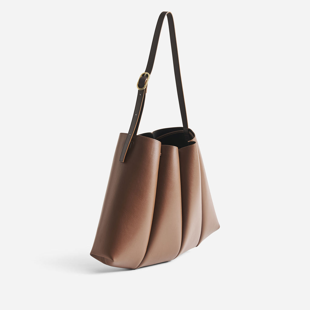 CALIPSO SAC VEGAN FABRIC FRIAR BROWN – THEMOIRÈ
